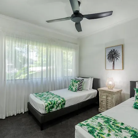 Unit 4 @ Tropical Reef Apartments Port Douglas Exterior photo